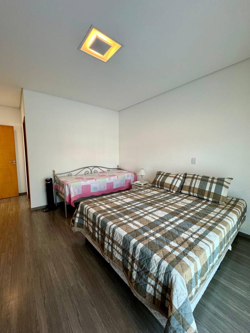 Casa à venda com 4 quartos, 396m² - Foto 20