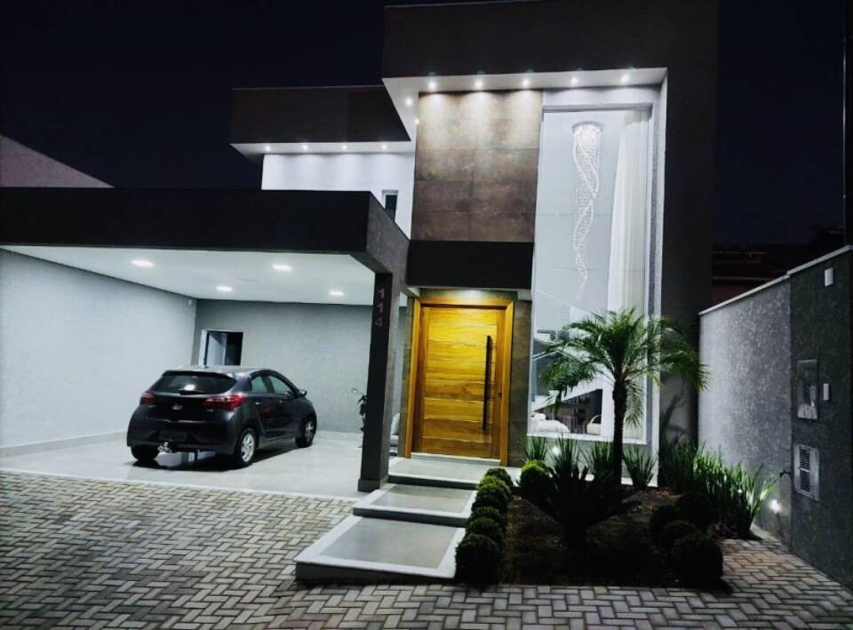 #105 - Casa para Venda em Bragança Paulista - SP