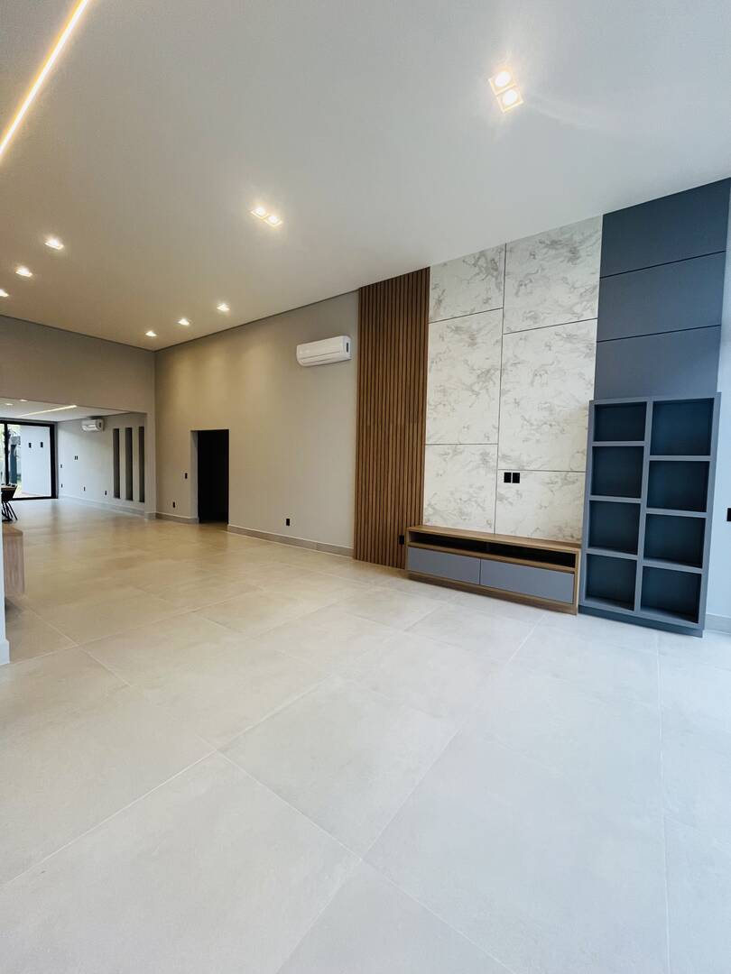 Casa, 3 quartos, 318 m² - Foto 3