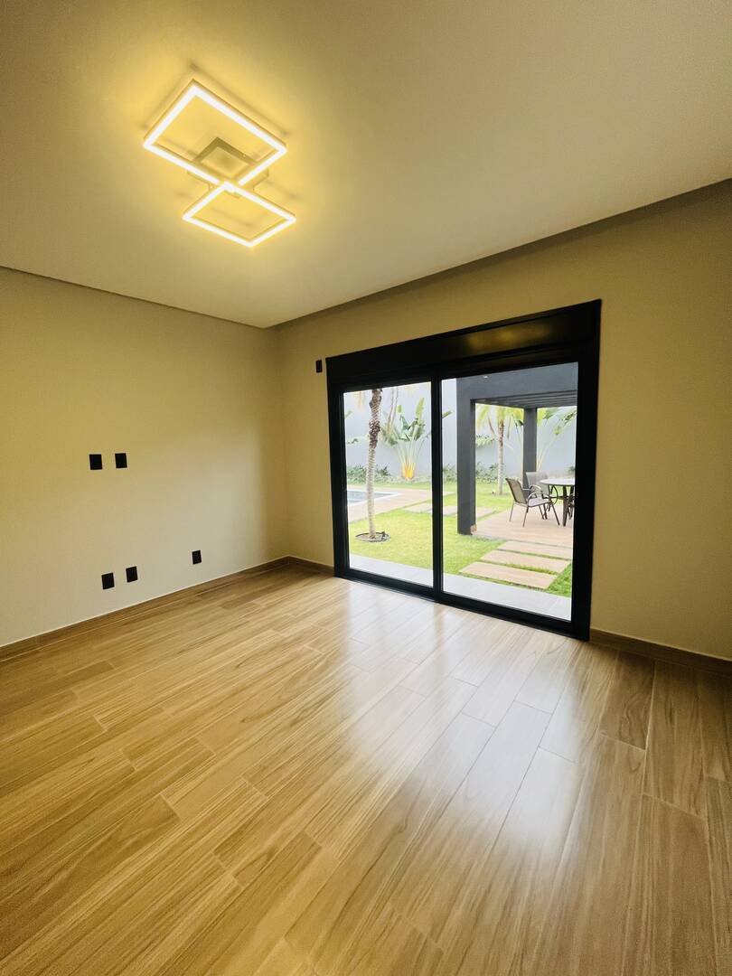 Casa, 3 quartos, 318 m² - Foto 31