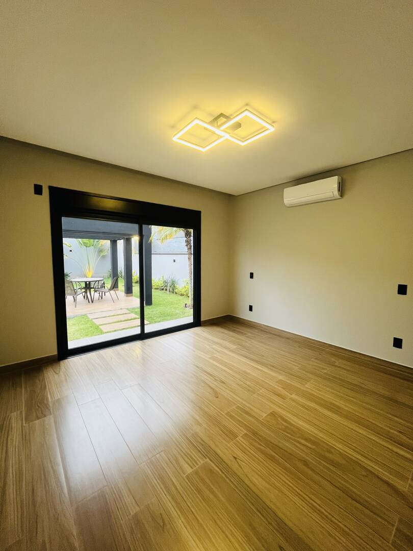 Casa, 3 quartos, 318 m² - Foto 32