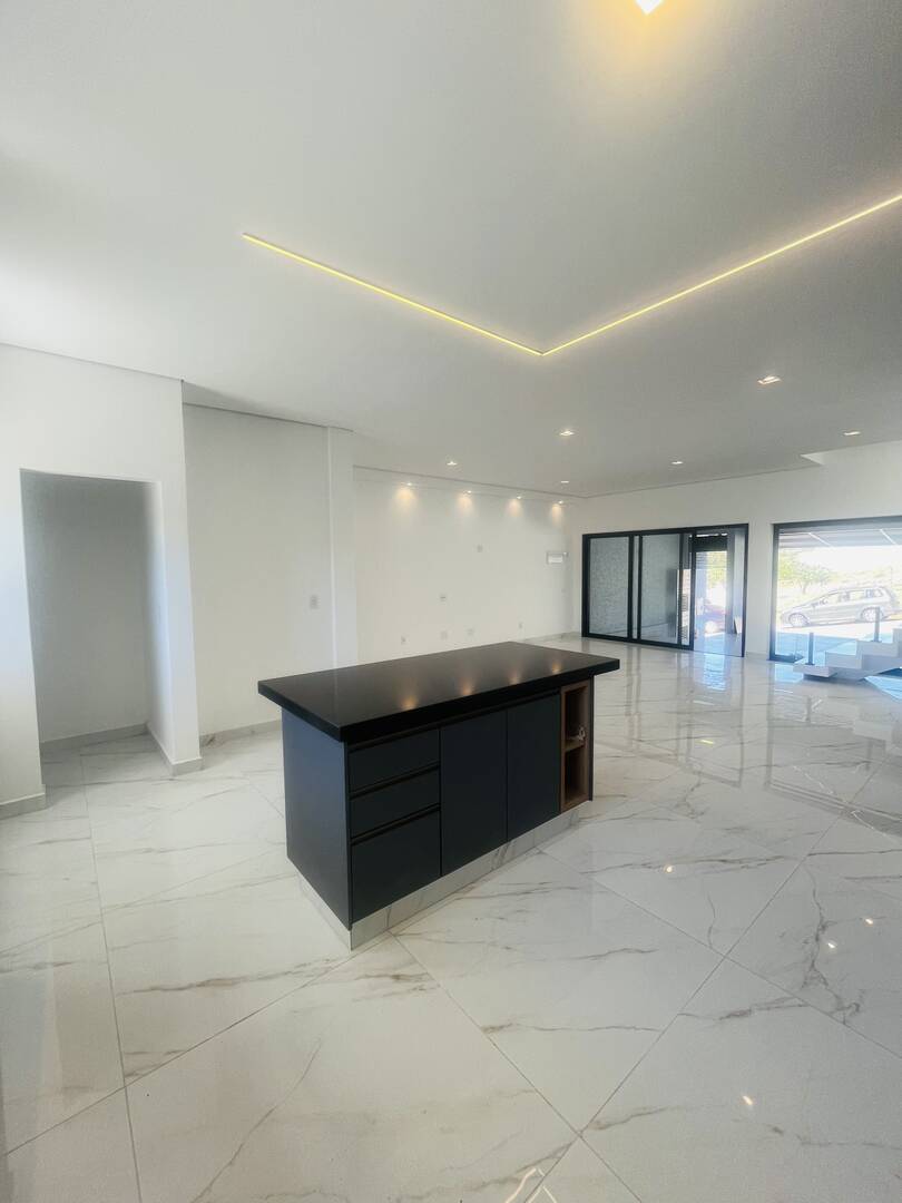 Casa, 3 quartos, 181 m² - Foto 8