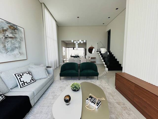 #4 - Casa para Venda em Bragança Paulista - SP